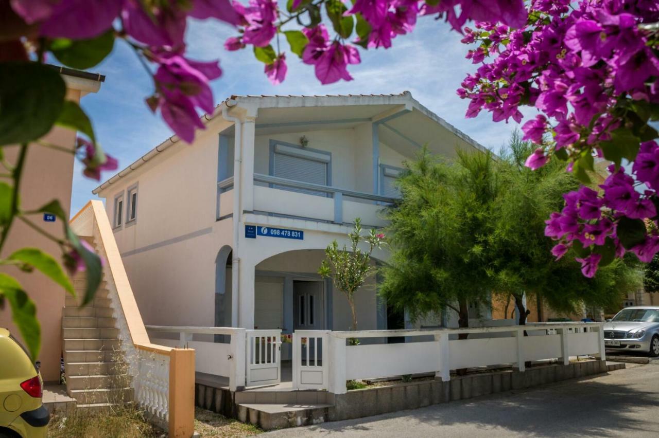 Fisa Apartments Vir Exterior photo